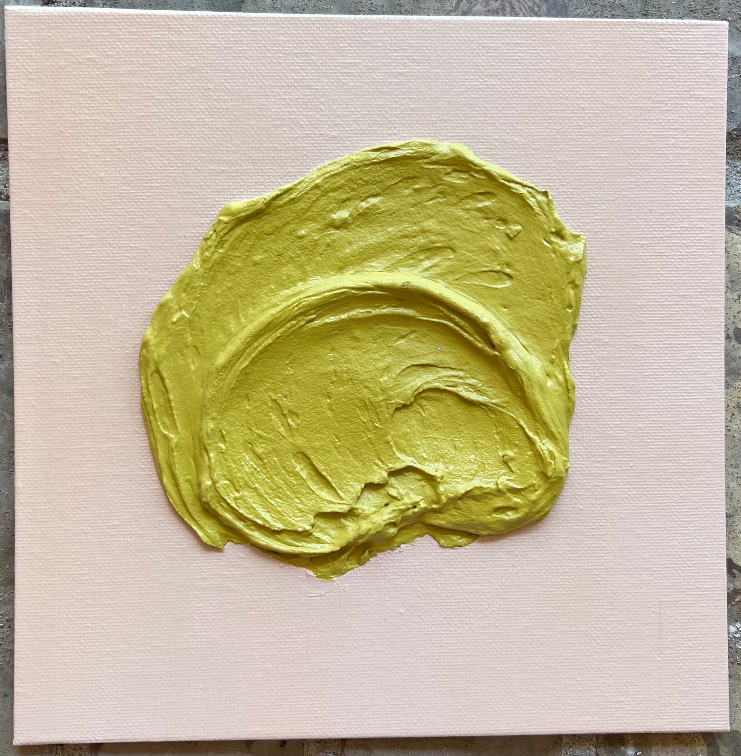 Signature Texture Swirl-Seashell Coffee/Chartreuse II